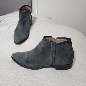 Italeau Miralda Studded Suede‎ Ankle Boots Booties Gray Women's Size 38 7.5